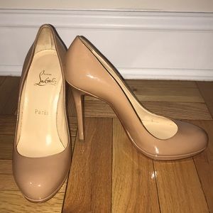 Christian Louboutin ‘Simple’ Nude Pumps
